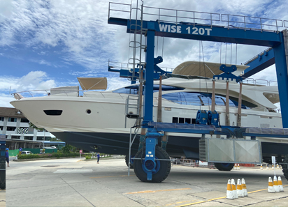 Yacht Check In-Out